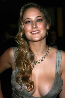 lumpyporridge:  Leelee Sobieski 