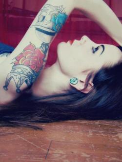 Hot Girls Inked