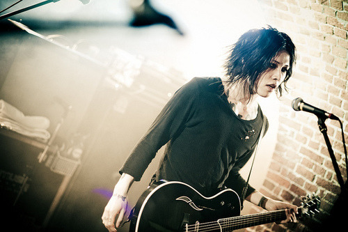 serissime:octaffle:036-038/100 Pictures of Miyavi (✖)Hey how did this get on my dash? Hi, MYV!oh goo