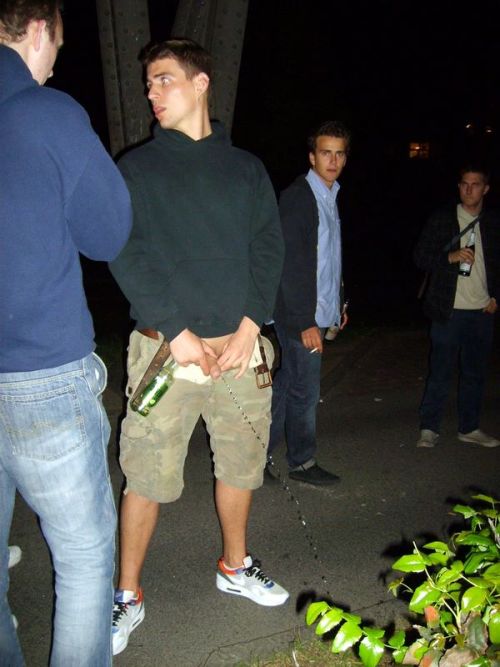 youngstr8masters:  What?!? There’s a fag around? Why haven’t you told me earlier. I could have  recylced my precious juice… 