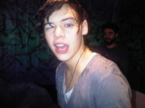 sass-masterfromdoncaster:  getthegreencardigan: larrystylinsonbelieva: jimmy-protestedd: onedirectionandeverythingelse: allforhazza: I will ALWAYS reblog fetus Harry. Or anyone of the boys in fetus form. i love this boy. harry was a pretty cute fetus