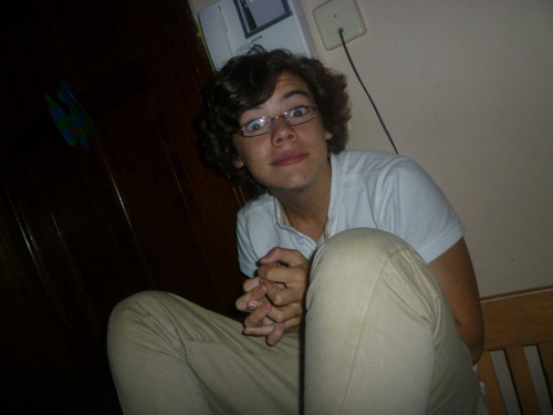 sass-masterfromdoncaster:  getthegreencardigan: larrystylinsonbelieva: jimmy-protestedd: onedirectionandeverythingelse: allforhazza: I will ALWAYS reblog fetus Harry. Or anyone of the boys in fetus form. i love this boy. harry was a pretty cute fetus