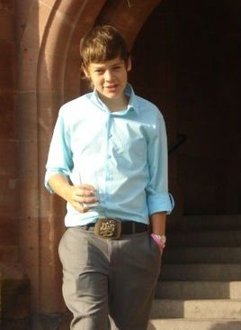 sass-masterfromdoncaster:  getthegreencardigan: larrystylinsonbelieva: jimmy-protestedd: onedirectionandeverythingelse: allforhazza: I will ALWAYS reblog fetus Harry. Or anyone of the boys in fetus form. i love this boy. harry was a pretty cute fetus