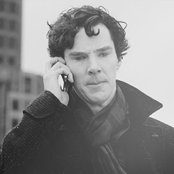 darrentweededafan:  “I prefer to text.” And the one time Sherlock preferred to