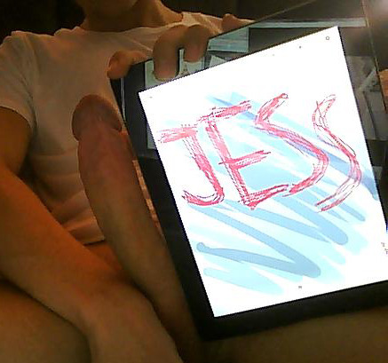 mymassivemeat:  9,5inch iPad next to my cock - younghungcock.tumblr.com