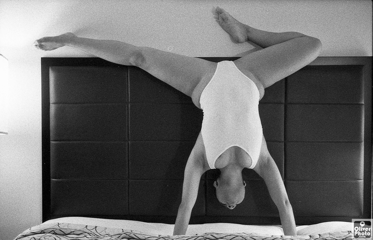 18-15n-77-30w:   film-god:   Janay is my “go to” when I need acrobatic yoga-type