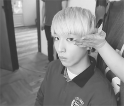 mandersyoo:  lfb1a4:  Happy Birthday Baro!  &lt;3 Happy Birthday bb:) 