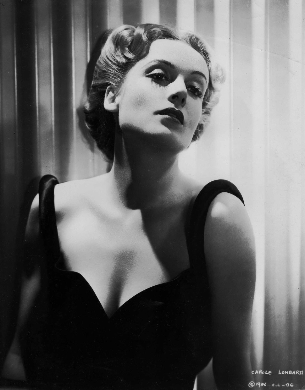 carole-lombard:  She was so alive, modern, frank, and natural that she stands out