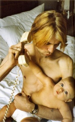 drowsypoets:  kurt cobain with his daughter frances bean  