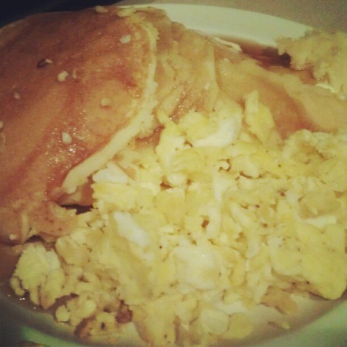 #breakfast #breakfastfordinner #eggs #pancake #pancakes #syrup #food #yum #instadaily #delicious #fo