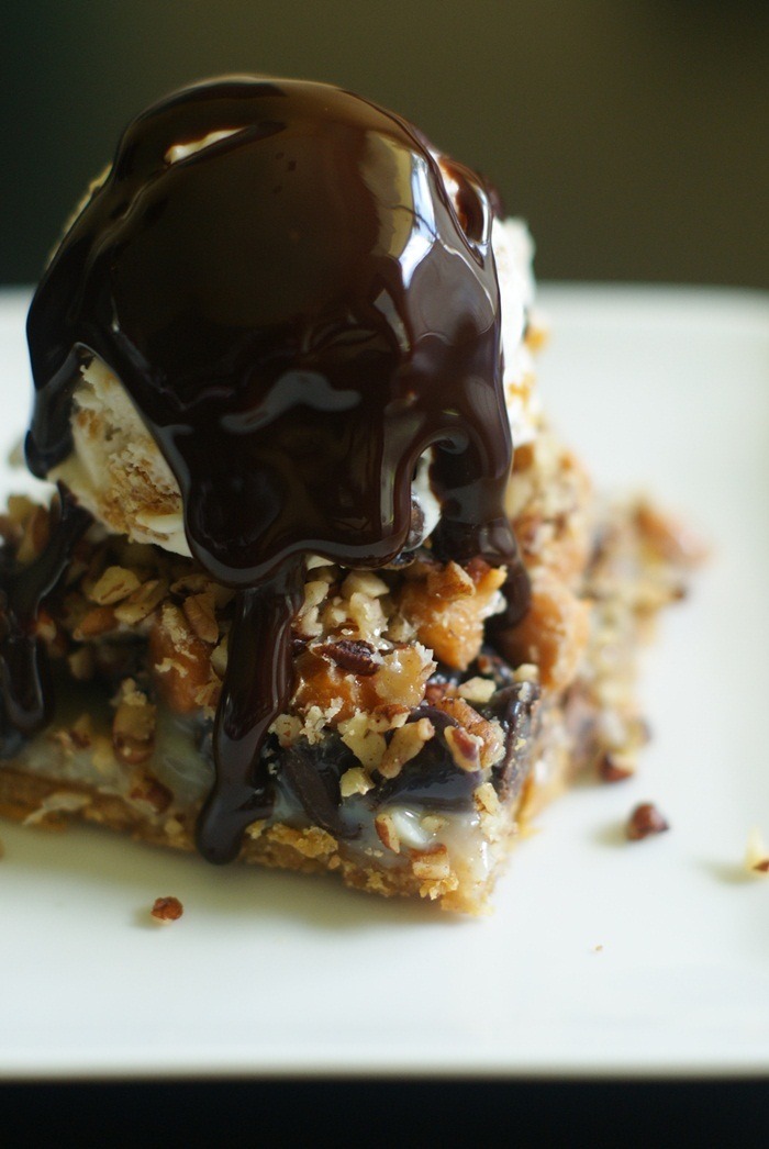 wehavethemunchies:  7-Layer Cookies a la Mode 