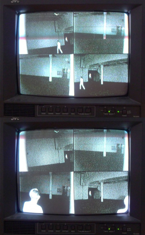 7while23:  Rafaël Rozendaal - The Shift - 2011
