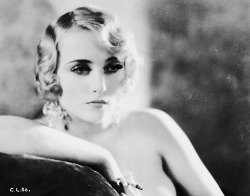 vintagesonia:  Carole Lombard