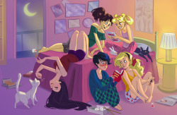 albinwonderland:  oshiokiyo:  moonlightmiracle:  twiggymcbones:  Sailor Moon slumber party! You bring the nail-polish. I’ll bring the DVD of Romy and Michelle’s Highschool Reunion.   This is the most adorable fanart ever. I really love Rei’s position