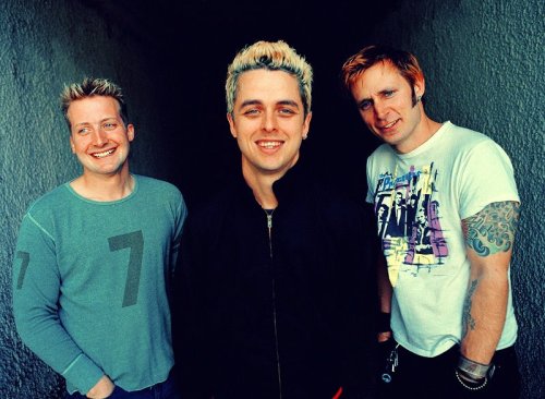 and finally the obligatory green day pic of the day