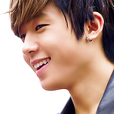 teentop-reactions:  9 photos of Changjo's smile requested by anon 
