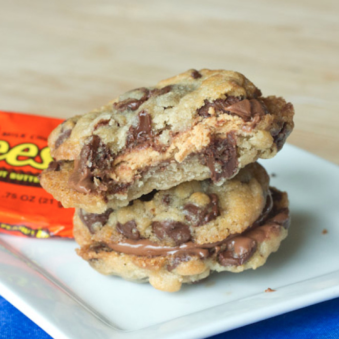 oohhhbaby:  reeses peanut butter cup sandwich cookies 