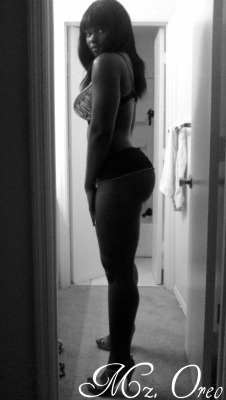 E-Bonynudes:  Hotiches:  Mzoreo    The Appetites Of The Body Were Private Battles