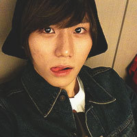 sooyoona:  9 selcas from the cutie Hyuni ;) for  http://3secondsharing.tumblr.com/