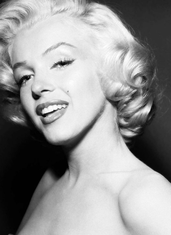 picturee-perfection:  My idol! 