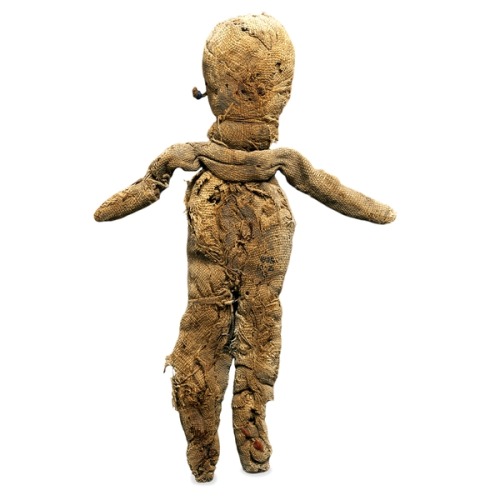 ancientpeoples:Rag DollRoman, 1st-5th century ADMade in EgyptThis doll is fairly well-proportioned, 