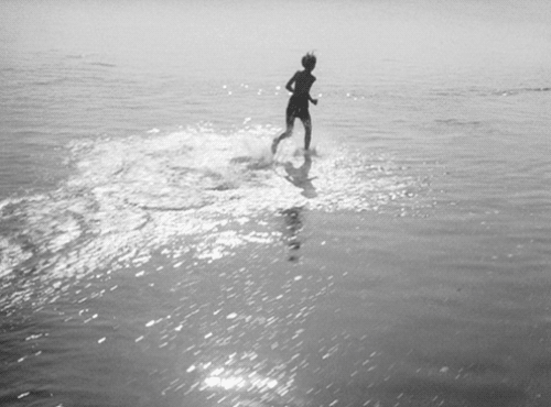 ratak-monodosico:  Ivan’s Childhood (Andrei Tarkovsky 1961)  “Homme libre toujours tu chériras la mer!” - C.B 
