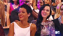 bashan-reese:  Katy Perry & Rihanna at the 2012 MTV Video Music Awards 
