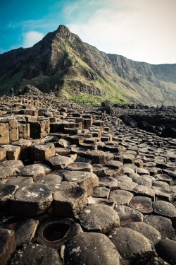 evocativesynthesis:“Giant Causeway” by Nghia Nguyen