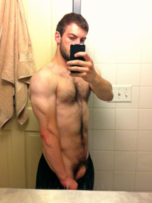 vudochild:  I love my farmers tanned triceps. 