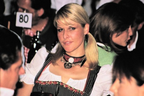 dirndl