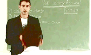 Cuando un compañero dibuja un pene en mi banco