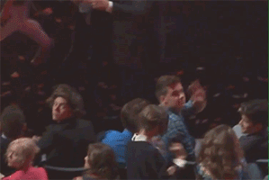 zaynsdrugseller:  Eleanor showing Zayn a dance move?  