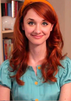 edwardspoonhands:  blahsophieblah:  The Lizzie Bennet Diaries & MLP - Comparison  Pretty Much…