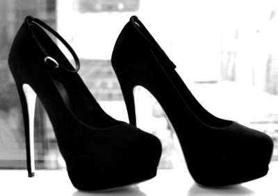 minimal-elegance:  n—y—c:  i follow back blogs like mine xx  