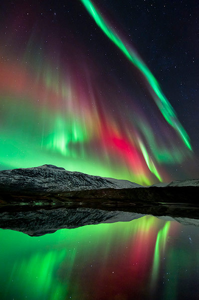 jeevanrai:  Astronomy Photographer of the Year 2012  This year the competition,
