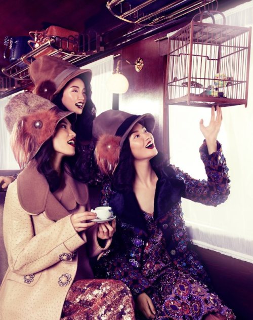 theeverydayitgirl: Models Tian Yi, Bonnie Chen, Miao Bin Si, Danni Li and&n