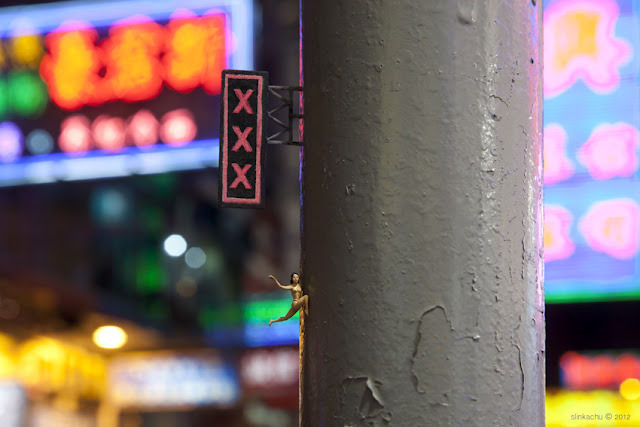 ianbrooks:  Hanging On by Slinkachu Spotted in Mong Kok, Kowloon, Hong Kong, even