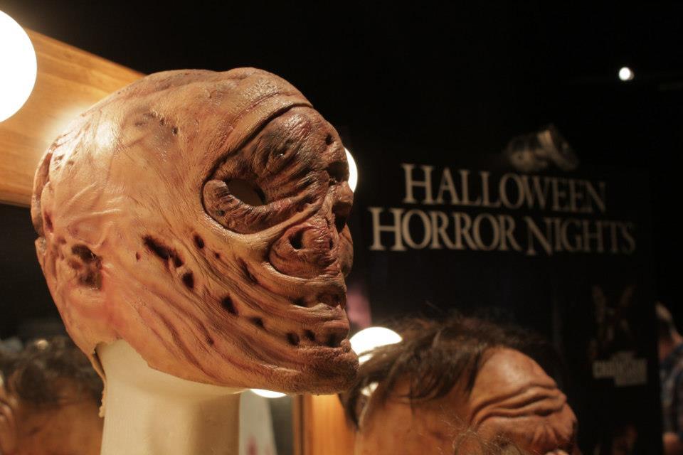 silenthaven:  More images from the make-up artists at Universal Studios Horror Nights