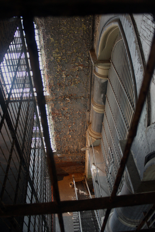findchaos:And then we went to the Ohio State Reformatory of Shawshank Redemption fame! This is just 