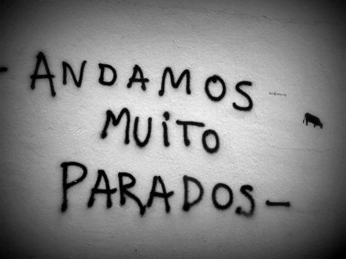 Juntos. Porém, separados.