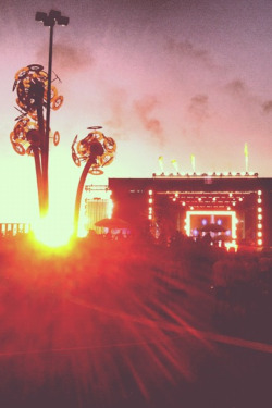 the-magic-hippie:  EDC