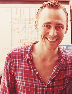  Tom’s red plaid shirt appreciation post adult photos