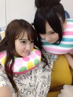 miroku48:  Mariyagi’s (Nagao Mariya) G+: やぎめし YagiMesshi (OMG! Wait, what’s that new nikname for the both of you?! Mariyagi-kun.. Did you set up that you are an official cuple?? You two!?! LOL.)  最近早寝を心がけている Lately,