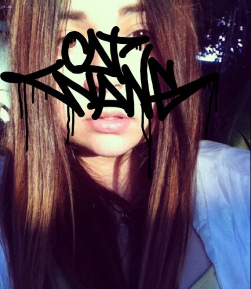 dvde:  Using catwang to spruce up my pictures \m/