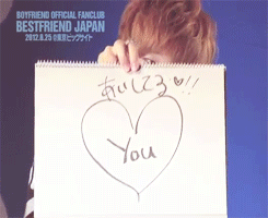 ohbanduesi:  Boyfriend with their drawings. ლ  But guise look at Minwoo&rsquo;s