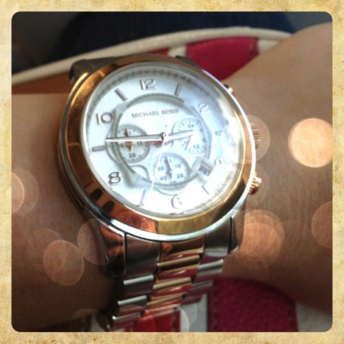 #new #favorite thing. #michaelkors #watch #picfx (Taken with Instagram)