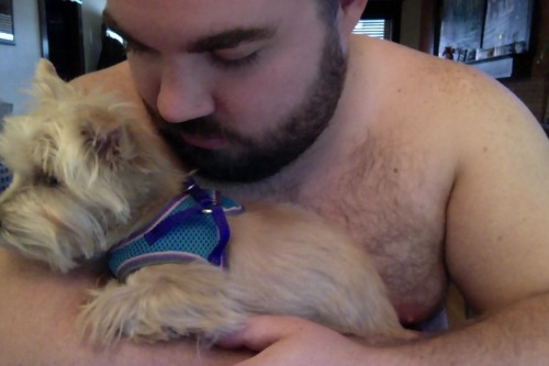 drttalk:  directorbear:  Homework cuddles with #TeddyDuval  Aww.