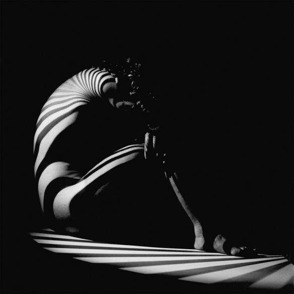 nevver:  How to bend light