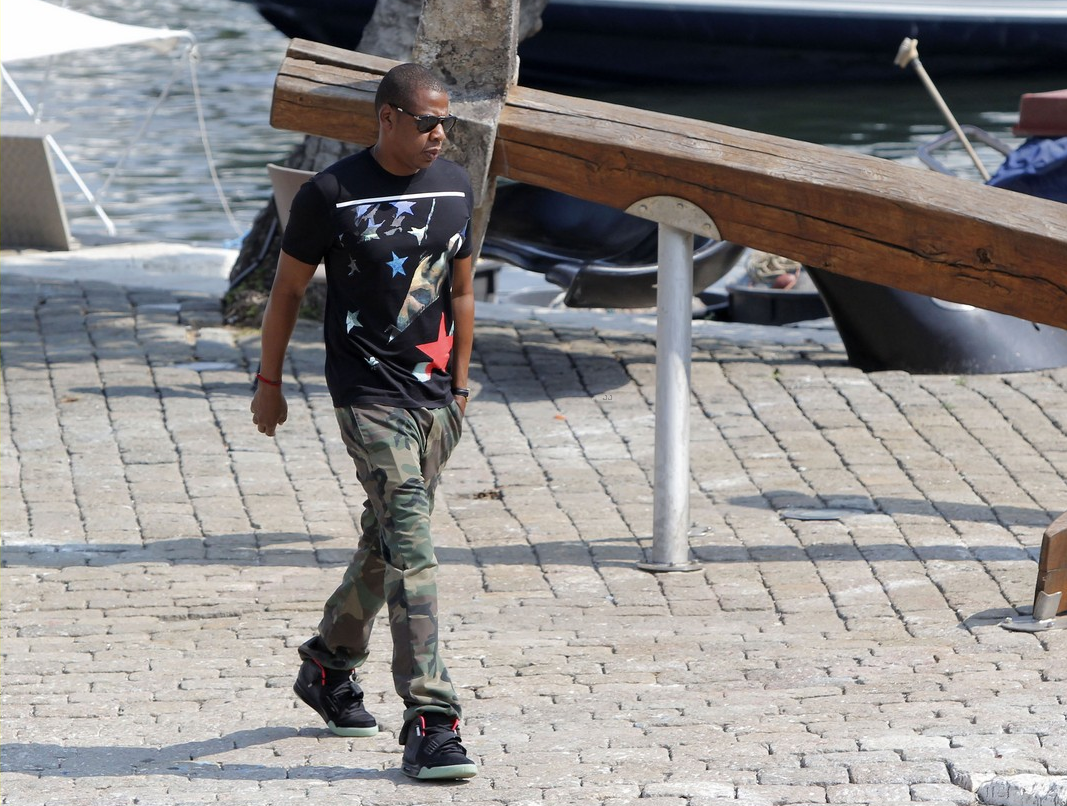 aintnojigga:  Jay-Z ended his family holiday in style; wearing a tee from the Givenchy spring/summer