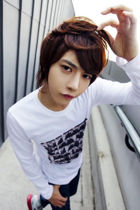 pinkiibow:  aish!! i really love Park Tae Jun ♥♥ 